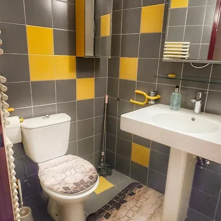 Apartamento Au 26bis, 2 Montreux, 1 Niveau 0 Et Un Autre Duplex Niveau 1 Et 2, 15 Minutes A Pieds Du Centre De Montreux, Leman, Ideal Pour Balades En Ville, Montagne, Festivals, Casino, Plages, Ski, Fredy Mercury, Marche De *