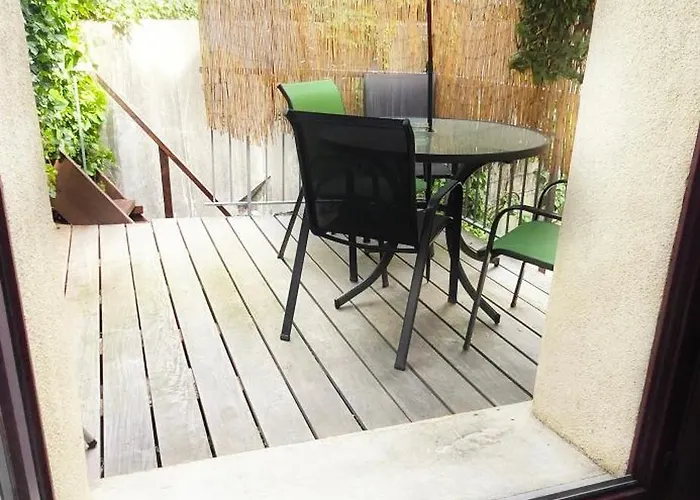 Apartment Au 26bis, 2 Montreux, 1 Niveau 0 Et Un Autre Duplex Niveau 1 Et 2, 15 Minutes A Pieds Du Centre De Montreux, Leman, Ideal Pour Balades En Ville, Montagne, Festivals, Casino, Plages, Ski, Fredy Mercury, Marche De *