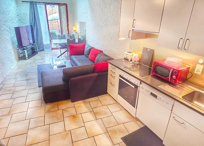 Au 26bis, 2 Montreux, 1 Niveau 0 Et Un Autre Duplex Niveau 1 Et 2, 15 Minutes à Pieds Du Centre De Montreux, Léman, Idéal Pour Balades En Ville, Montagne, Festivals, Casino, Plages, Ski, Fredy Mercury, Marché De * Montreux